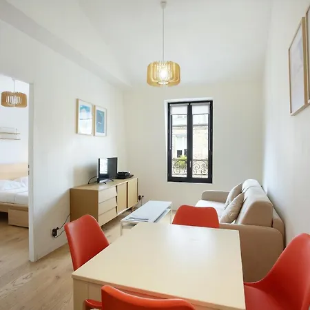 Apartment Centre Le Passage By Prestige